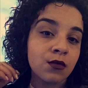 Meet your Posher, Natasha